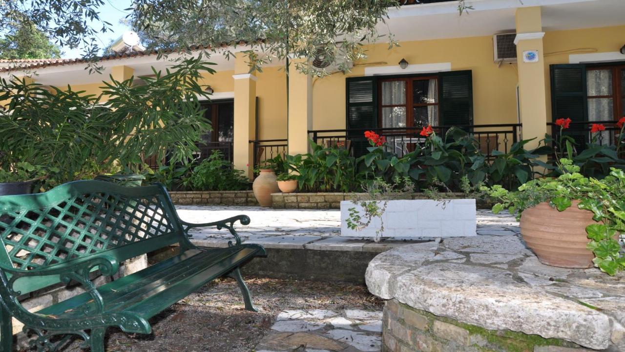Villa Katerina Apartments Liapades Exterior foto