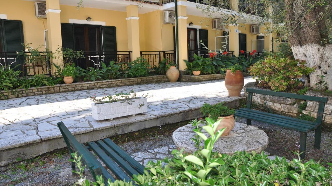 Villa Katerina Apartments Liapades Exterior foto